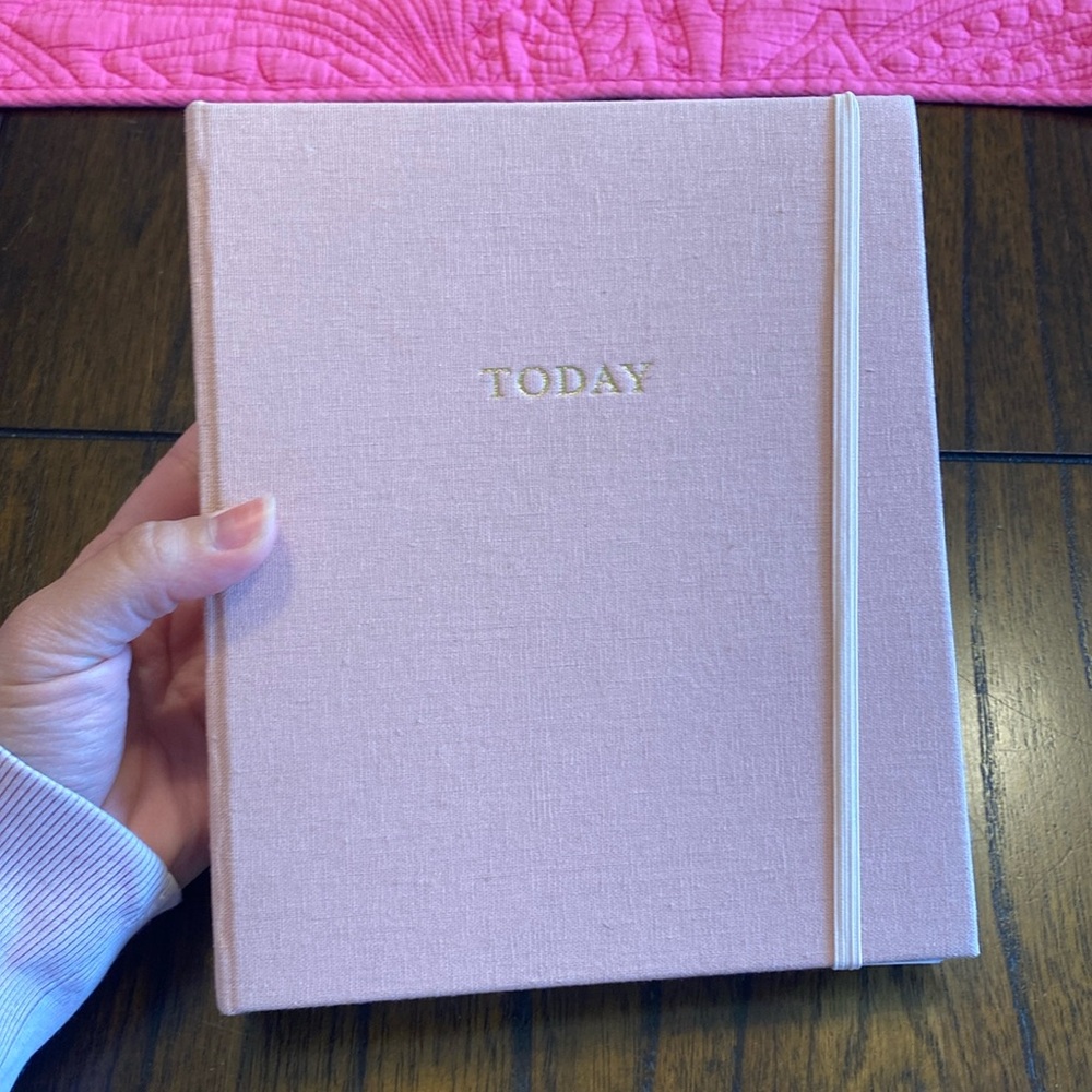 NWOT Sugar Paper Rose Linen Mindful Journal